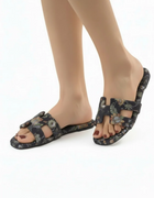 H printed Black
