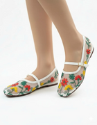 Zara flat White
